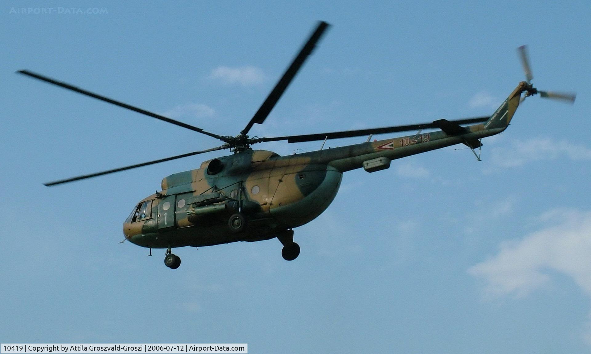 10419, 1972 Mil Mi-8T Hip C/N 10419, Jutas-Újmajor, Veszprém, Hungary