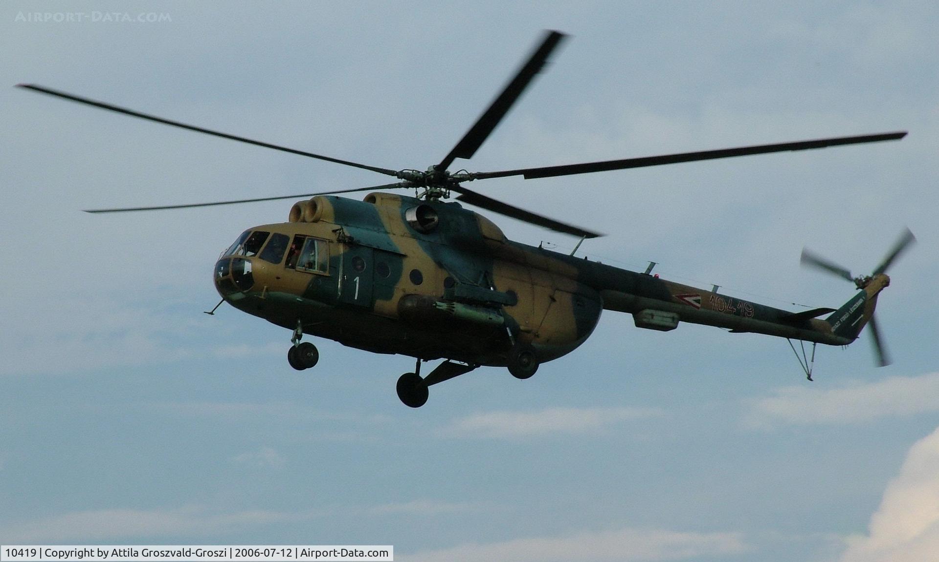 10419, 1972 Mil Mi-8T Hip C/N 10419, Jutas-Újmajor, Veszprém, Hungary