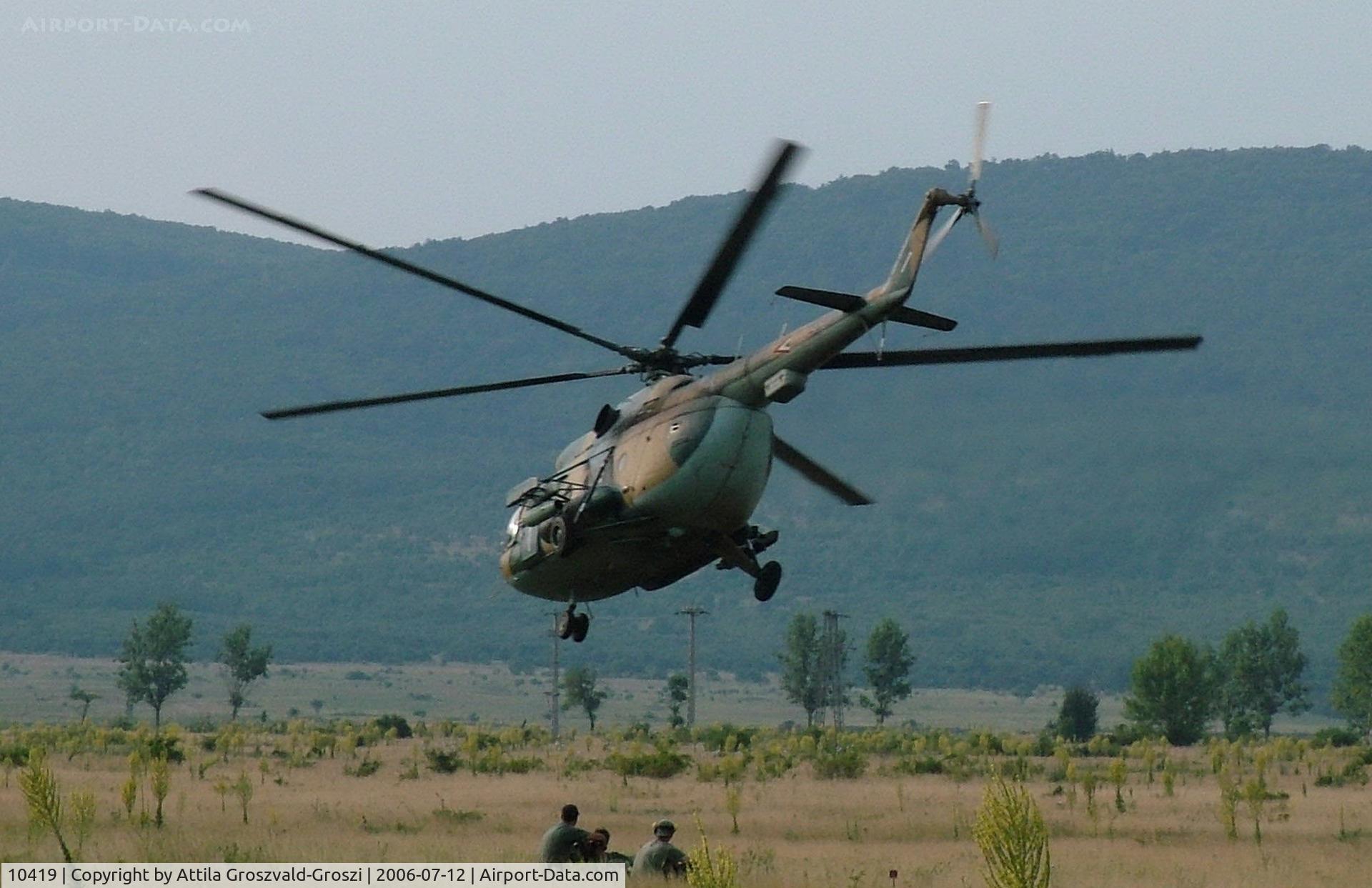 10419, 1972 Mil Mi-8T Hip C/N 10419, Jutas-Újmajor, Veszprém, Hungary