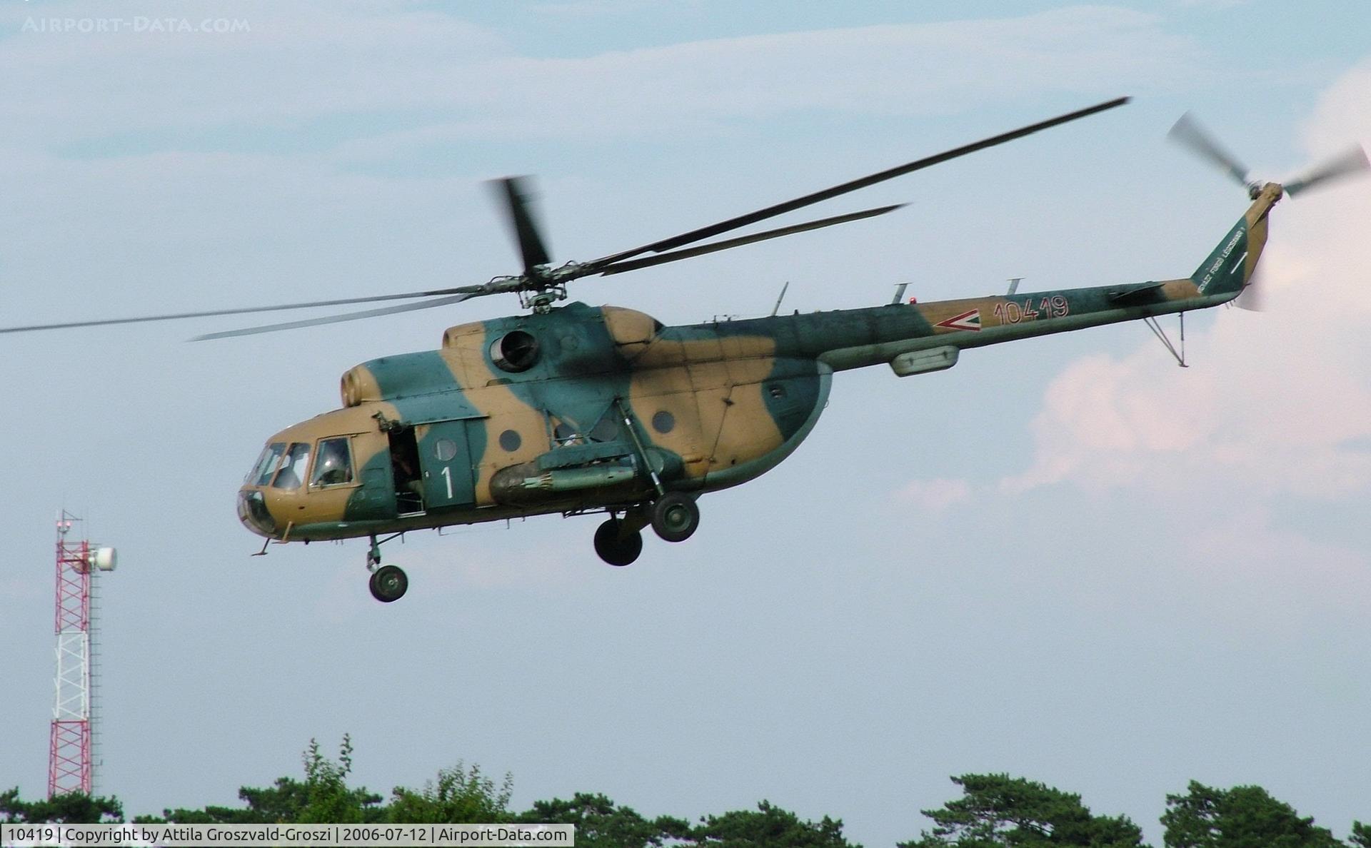 10419, 1972 Mil Mi-8T Hip C/N 10419, Jutas-Újmajor, Veszprém, Hungary
