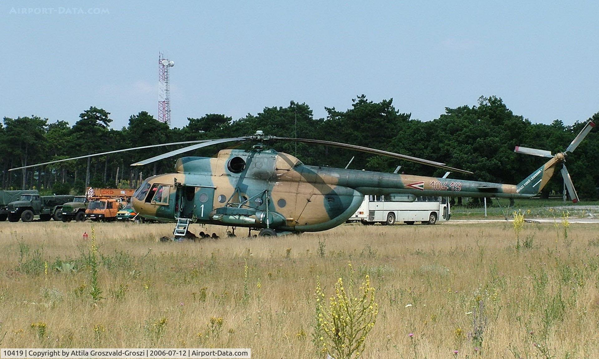 10419, 1972 Mil Mi-8T Hip C/N 10419, Jutas-Újmajor, Veszprém, Hungary