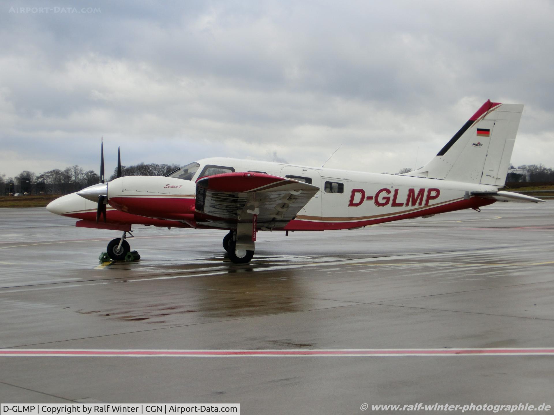 D-GLMP, 2006 Piper PA-34-220T Seneca V C/N 3449348, Piper PA-34-220T Seneca V - Privat - 3449348 - D-GLMP - CGN