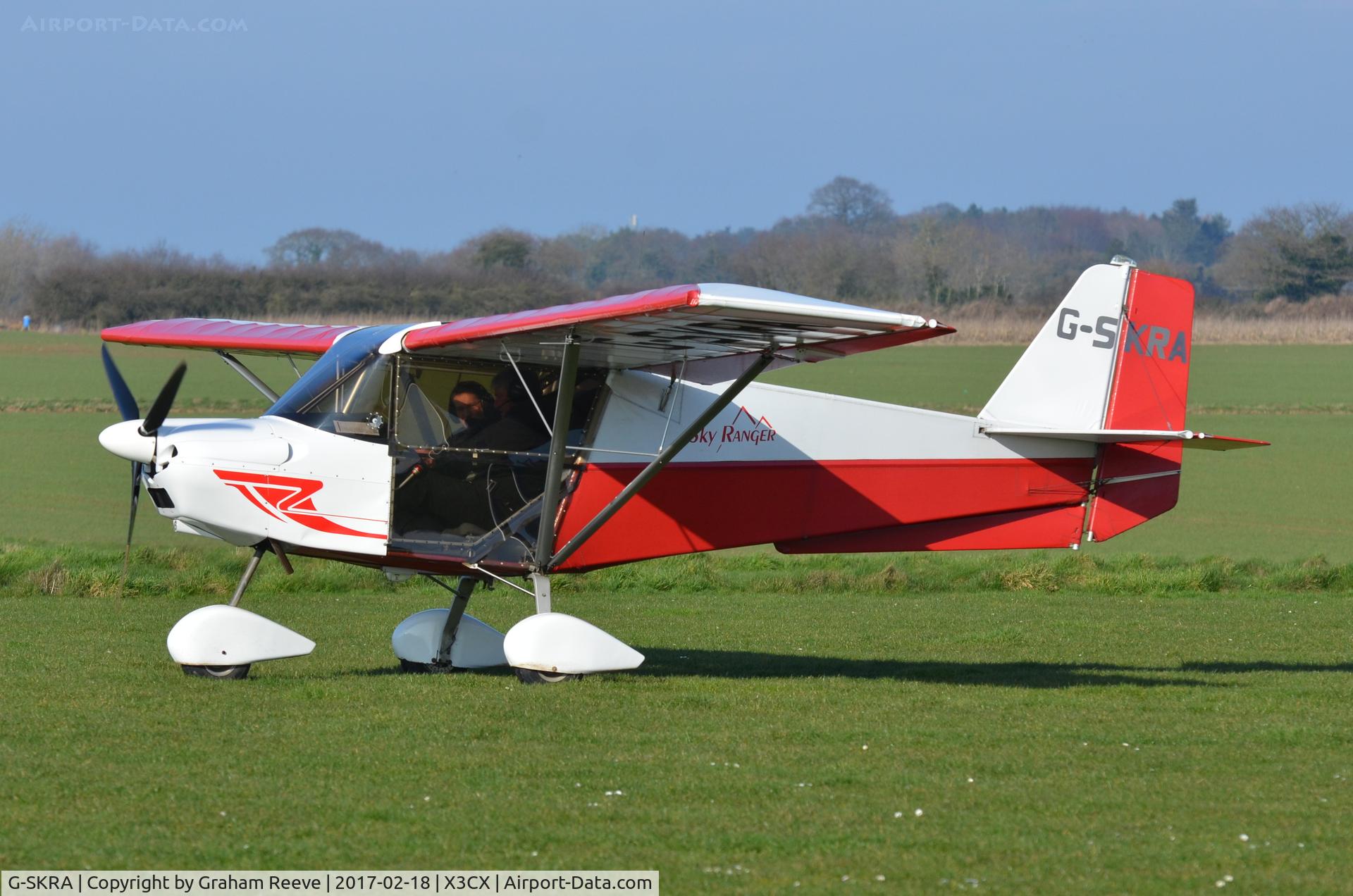 G-SKRA, 2005 Best Off Skyranger 912(2) C/N BMAA/HB/458, About to depart from Northrepps.