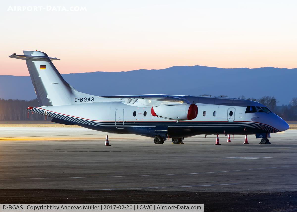 D-BGAS, 2000 Fairchild Dornier 328-300 328JET C/N 3139, Nightstop
