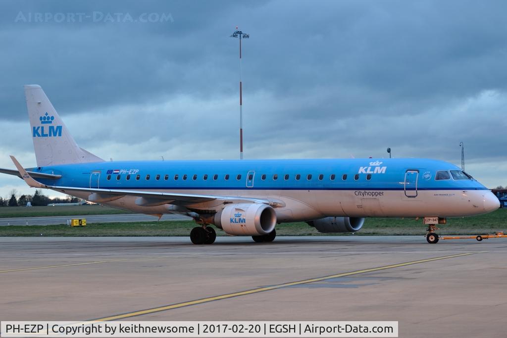 PH-EZP, 2010 Embraer 190LR (ERJ-190-100LR) C/N 19000347, Arriving for maintenance.