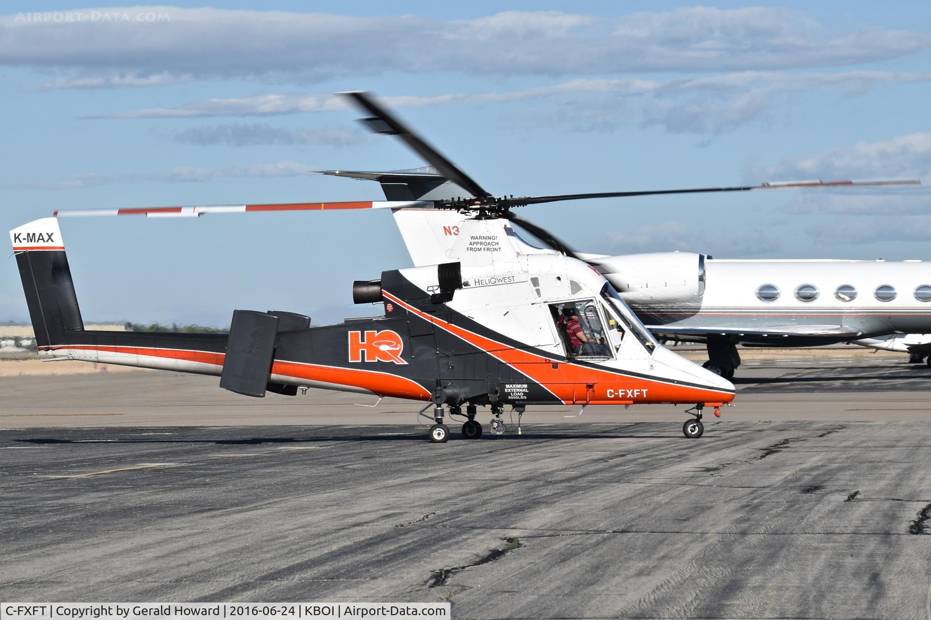C-FXFT, 1994 Kaman K-1200 K-Max C/N A94-0007, Just starting up.