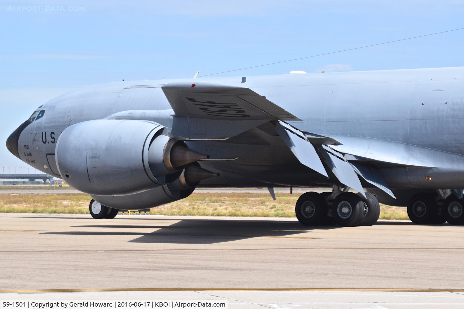 59-1501, 1960 Boeing KC-135R Stratotanker C/N 17989, Taxi off Bravo.  6th AMW / 927th ARW, MacDill AFB