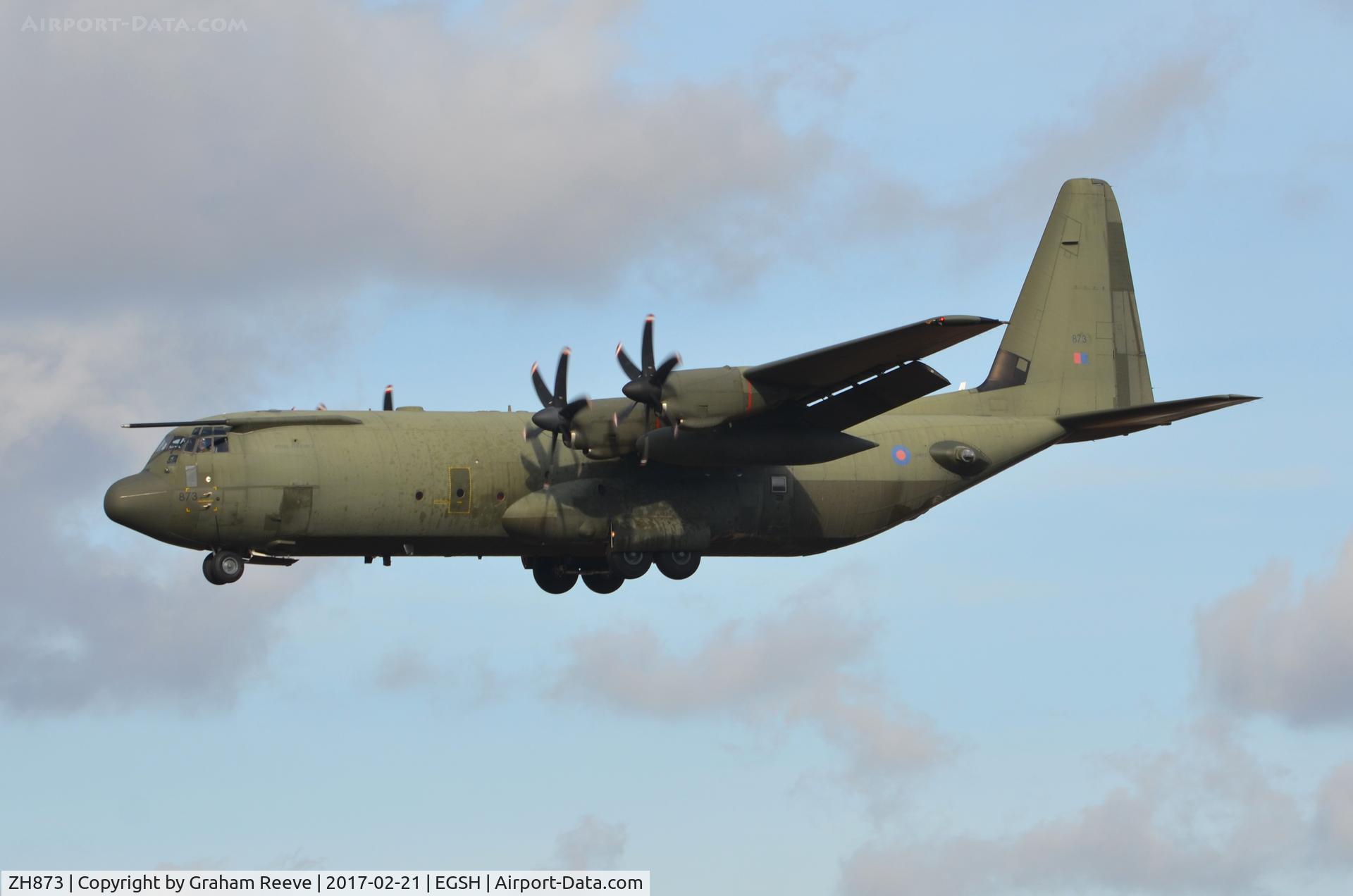 ZH873, 1997 Lockheed Martin C-130J-30 Hercules C.4 C/N 382-5457, On approach to Norwich.