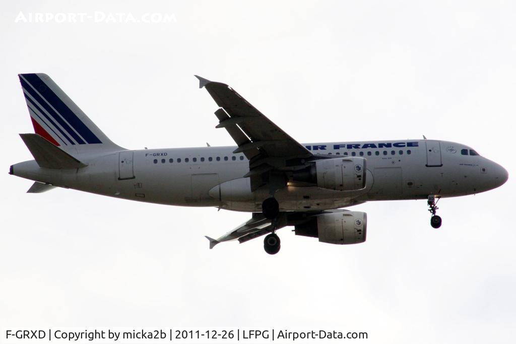 F-GRXD, 2002 Airbus A319-111 C/N 1699, Landing. Scrapped in april 2023.