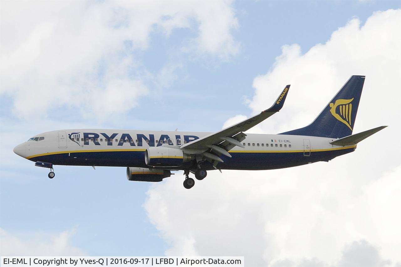 EI-EML, 2010 Boeing 737-8AS C/N 38513, Boeing 737-8AS, On final rwy 29, Bordeaux Mérignac airport (LFBD-BOD)