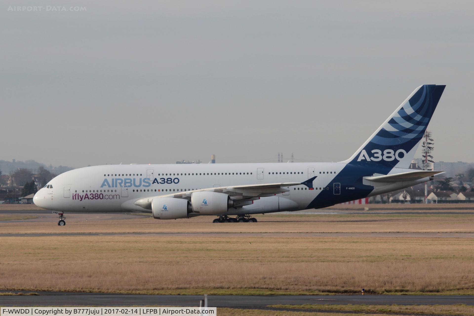 F-WWDD, 2005 Airbus A380-861 C/N 004, last landing, put in display at Air And Space Museeum at Le Bourget Airport