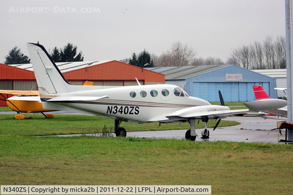N340ZS, 1980 Cessna 340A C/N 340A0944, Parked
