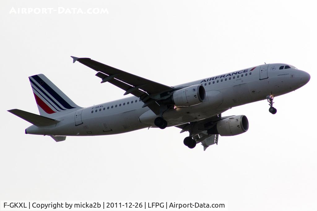 F-GKXL, 2006 Airbus A320-214 C/N 2705, Landing