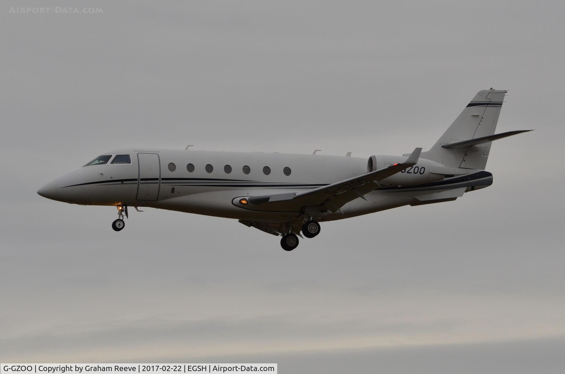 G-GZOO, 2009 Gulfstream Aerospace G200 C/N 224, Landing at Norwich.