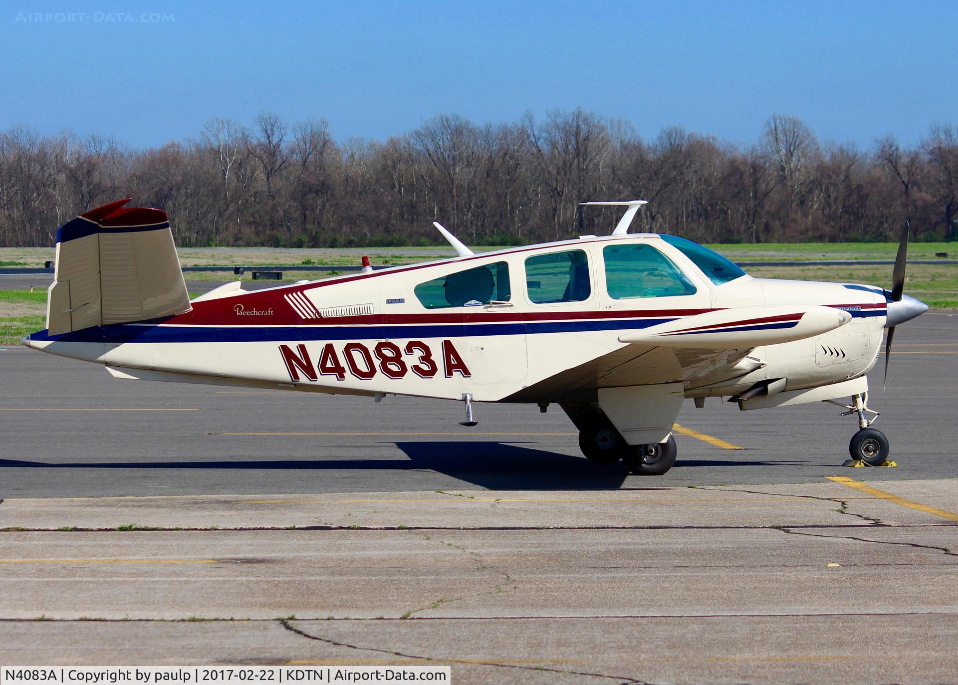 N4083A, 1970 Beech V35B Bonanza C/N D-9110, At Downtown Shreveport.
