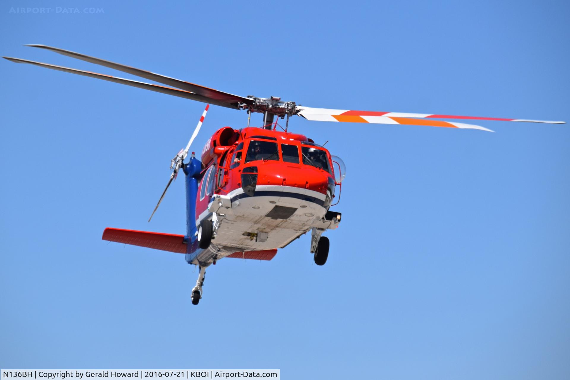 N136BH, 1992 Sikorsky S-70A-27 C/N 701835, Just departed from the Firehawk ramp.
