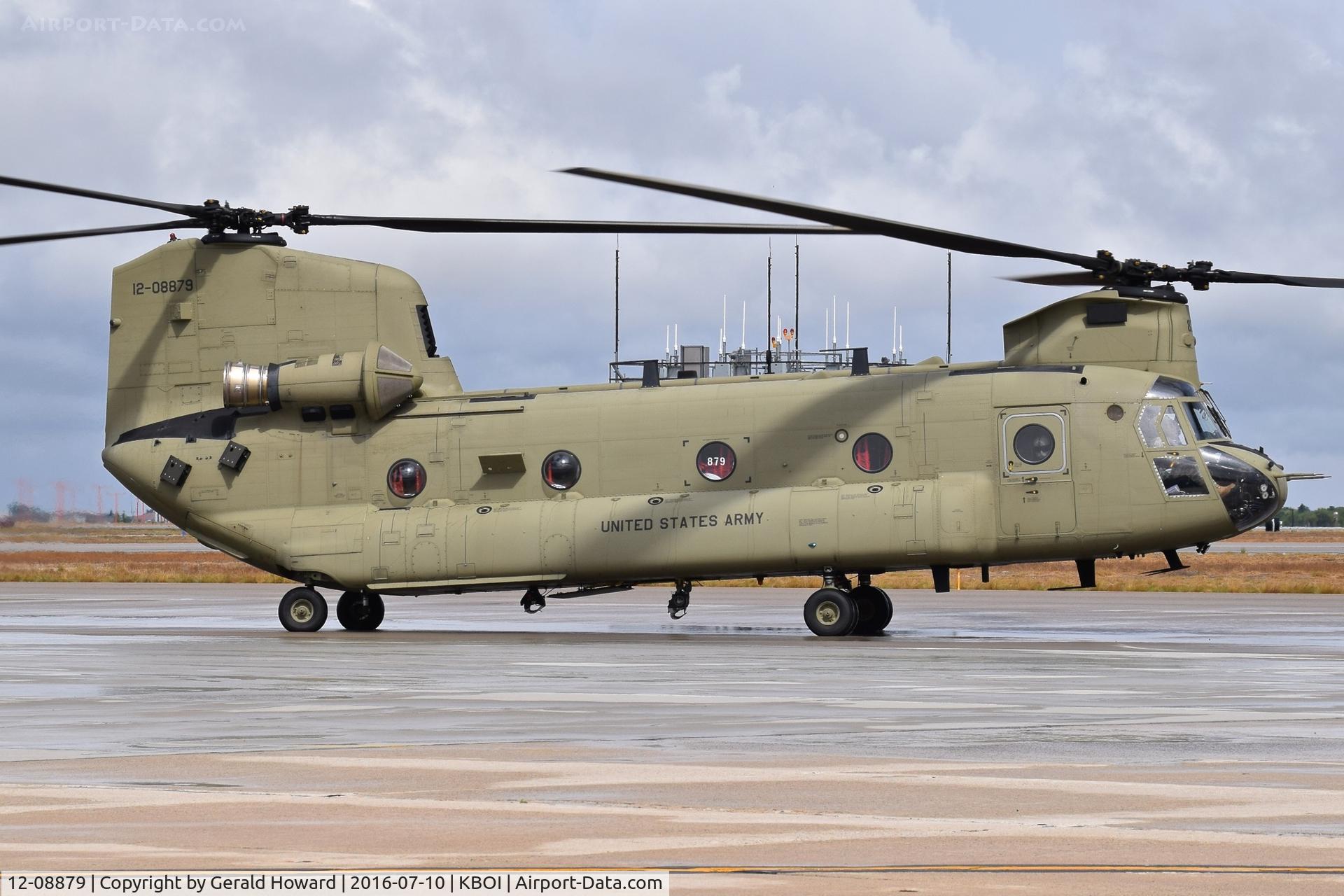 12-08879, 2012 Boeing CH-47F Chinook C/N M.8879, Taxi on Kilo.