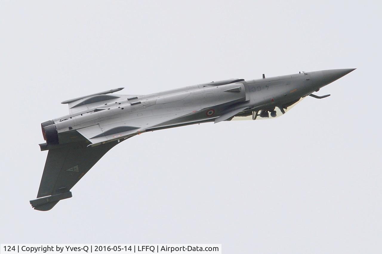 124, Dassault Rafale C C/N 124, Dassault Rafale C, On display, La Ferté-Alais airfield (LFFQ) Air show 2016