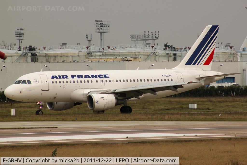 F-GRHV, 2001 Airbus A319-111 C/N 1505, Taxiing