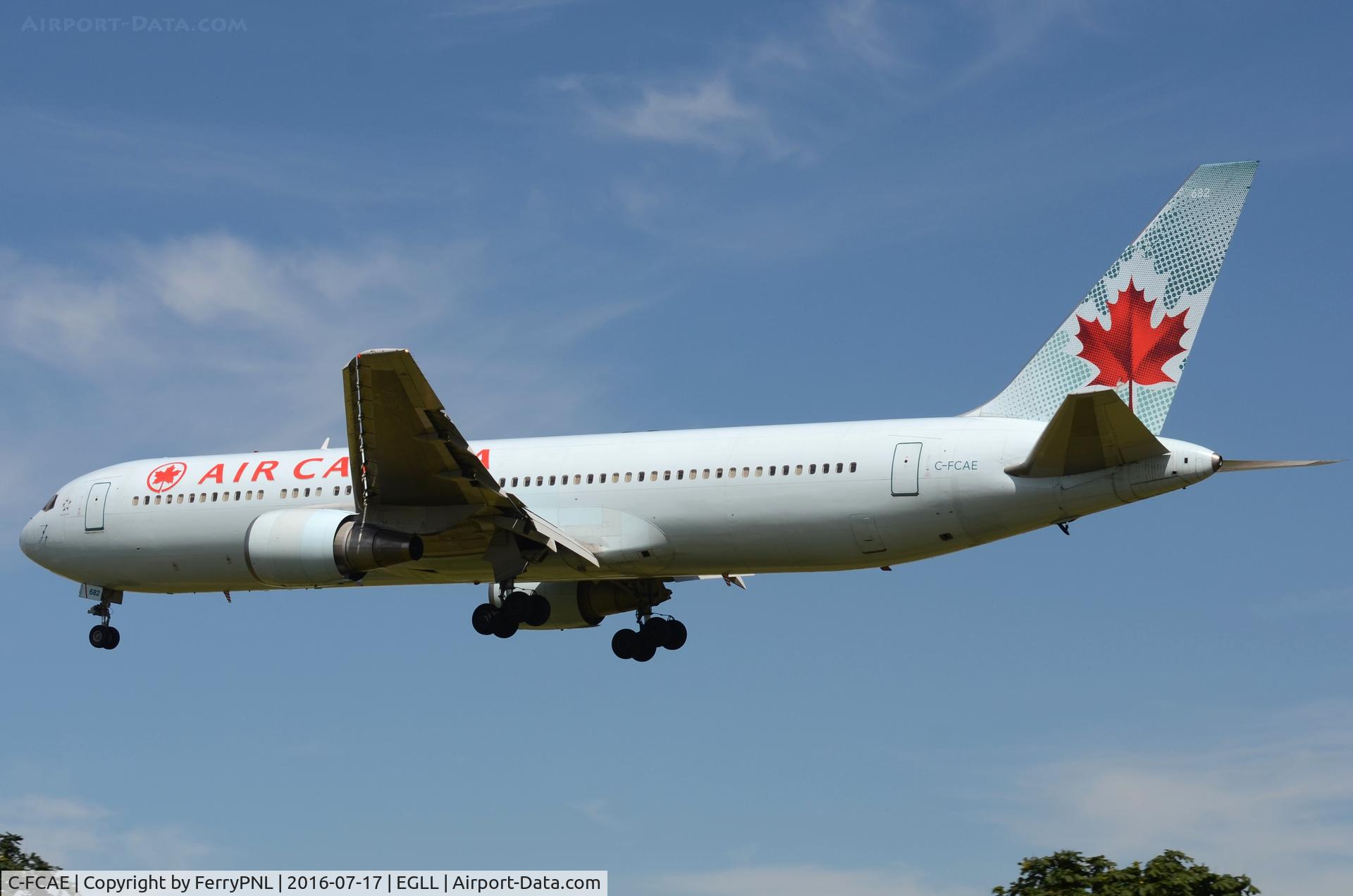 C-FCAE, 1988 Boeing 767-375/ER C/N 24083, Air Canada B763 landing