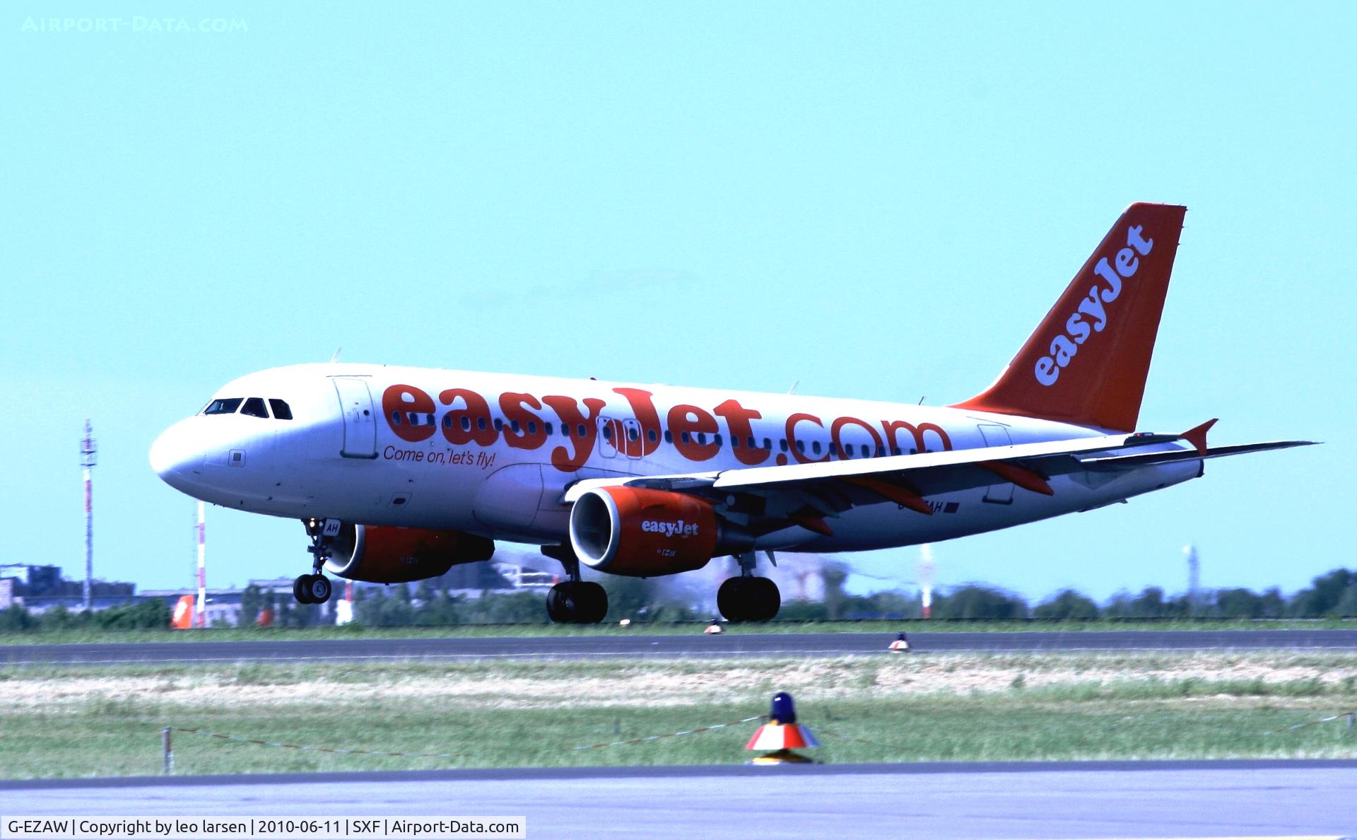 G-EZAW, 2006 Airbus A319-111 C/N 2812, Berlin 11.6.2010