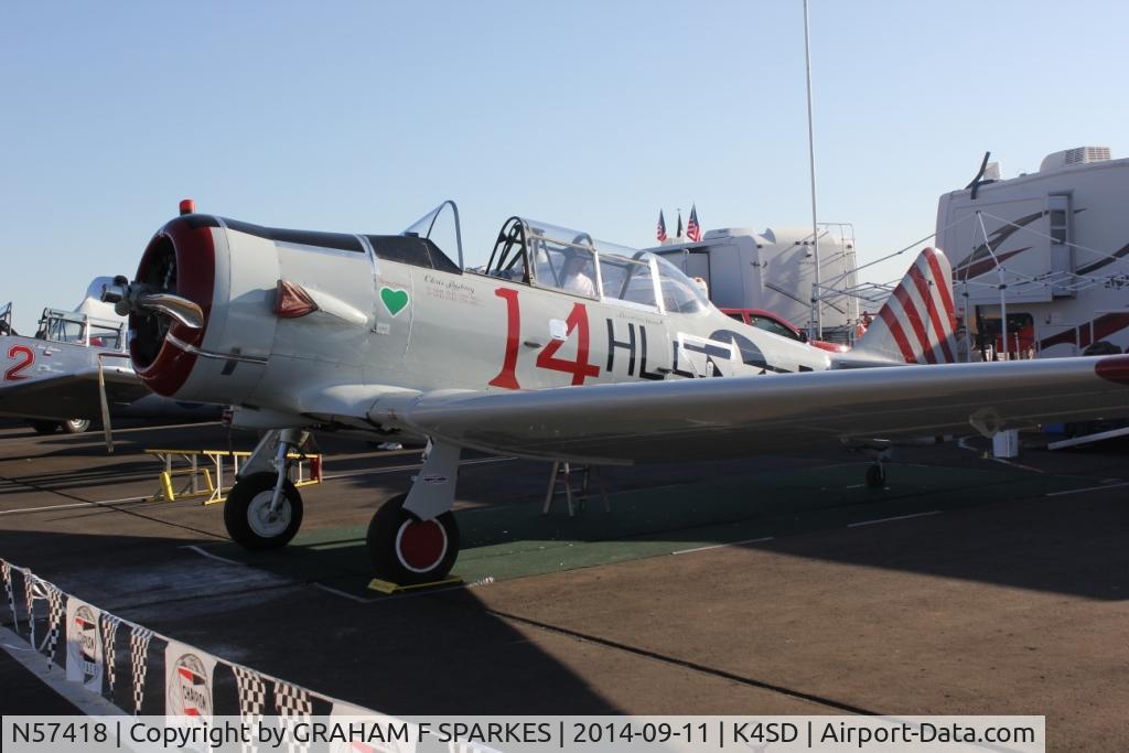 N57418, 1942 North American AT-6B Texan C/N 84-7748, RENO AIR RACES 2014, 'BARONS REVENGE' #14