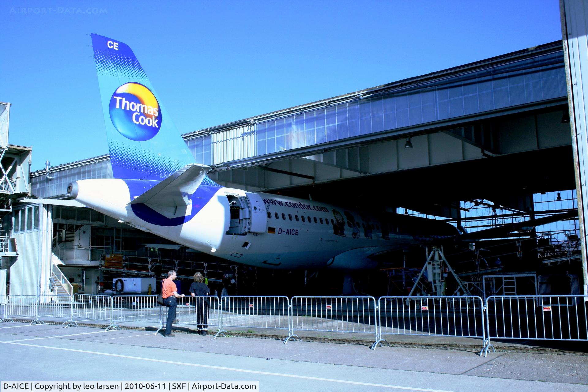 D-AICE, 1998 Airbus A320-212 C/N 0894, Berlin SXF 11.6.2010