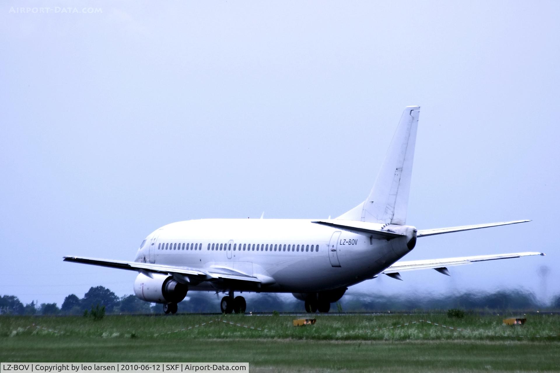 LZ-BOV, 1987 Boeing 737-330 C/N 23833, Berlin SXF 12.6.2010