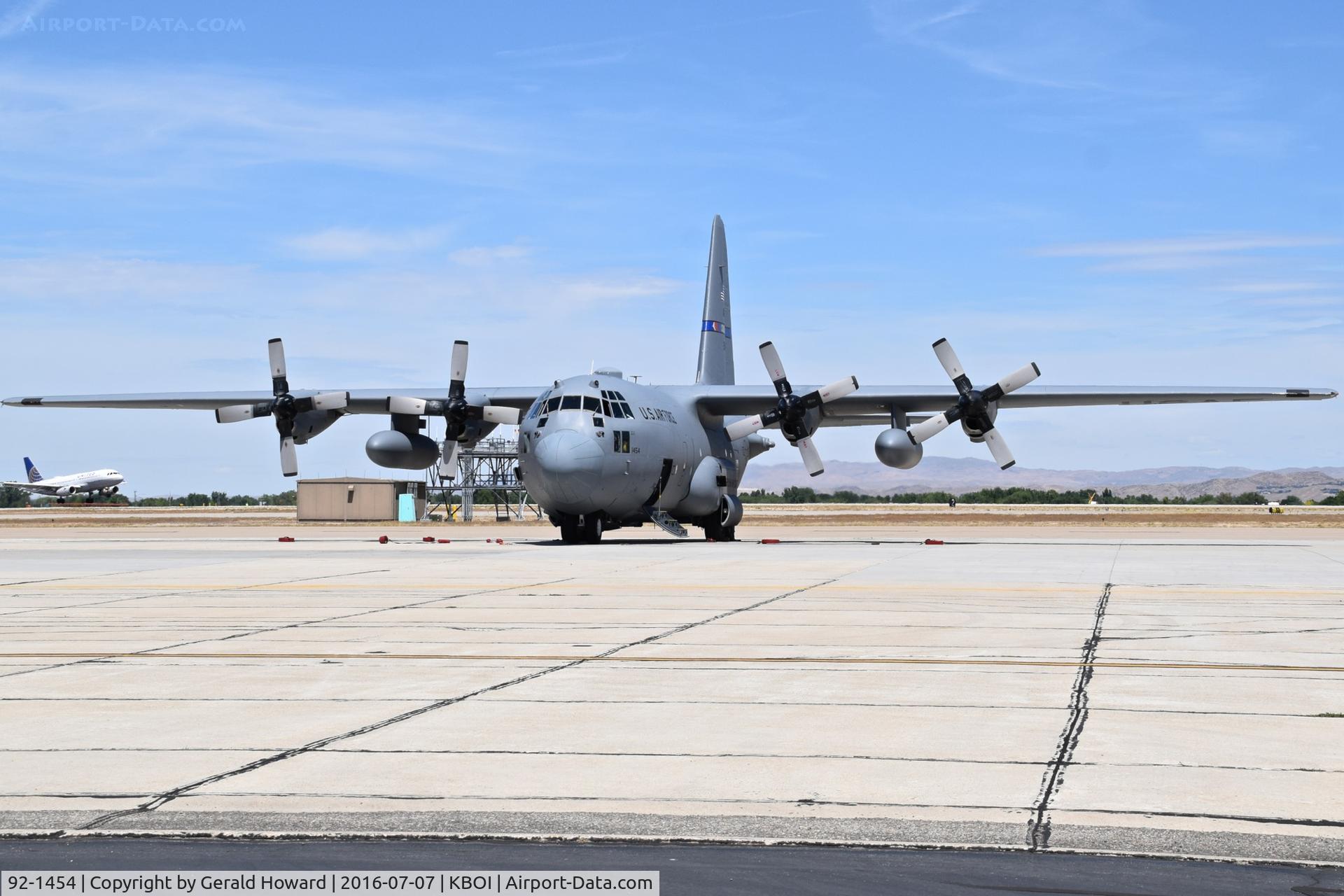 92-1454, 1992 Lockheed C-130H Hercules C/N 382-5333, 145th Airlift Wing, NC ANG