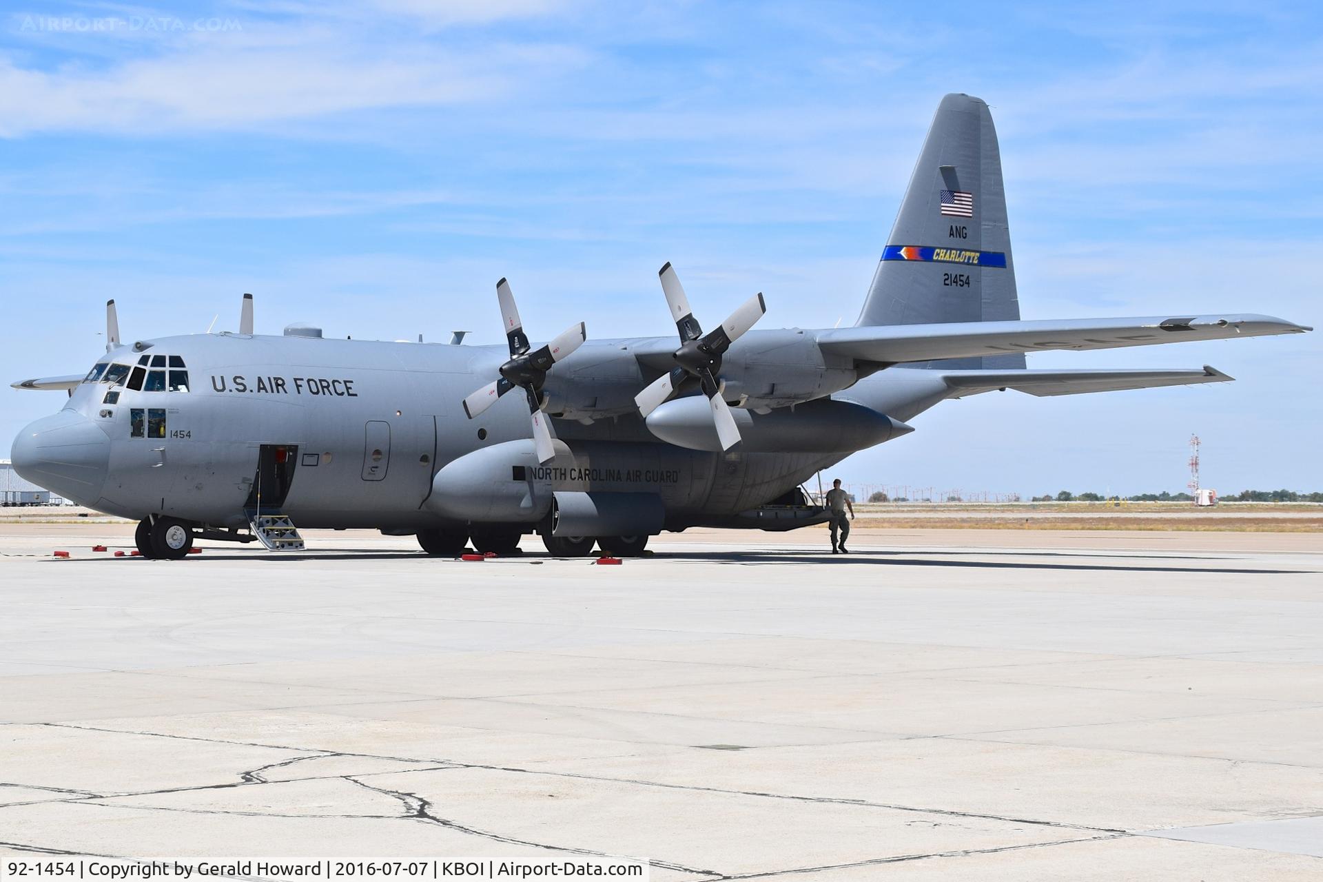 92-1454, 1992 Lockheed C-130H Hercules C/N 382-5333, 145th Airlift Wing, NC ANG