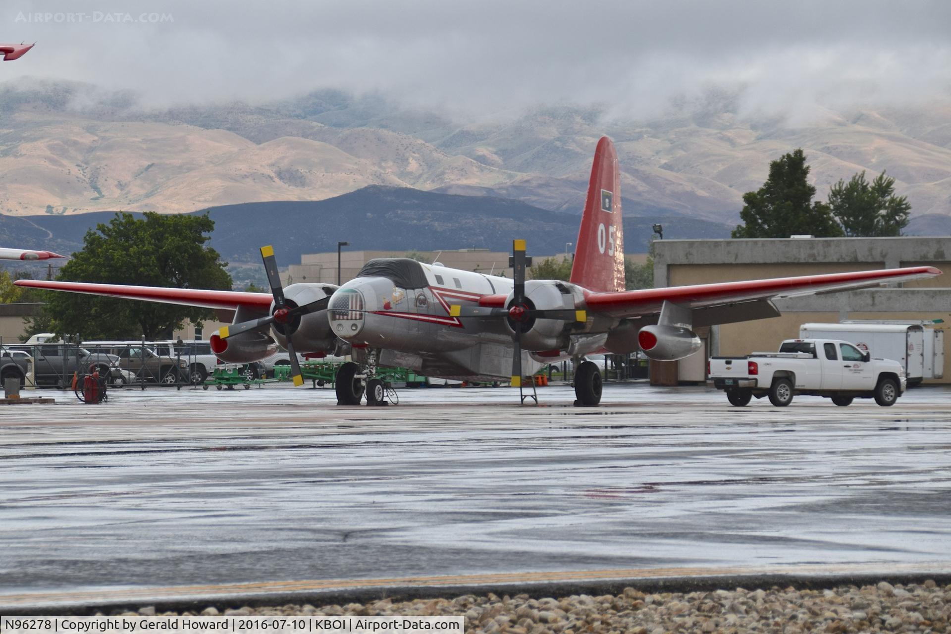 N96278, Lockheed P2V-5F Neptune C/N 426-5340, A rainy morning. No flying today. Parked on the NIFC ramp.