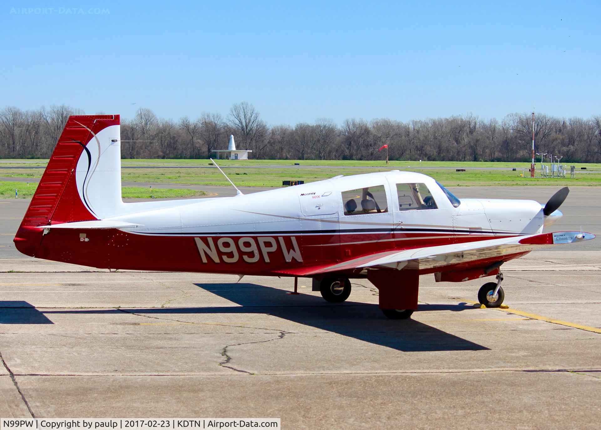 N99PW, 1968 Mooney M20E C/N 690016, At Downtown Shreveport.
