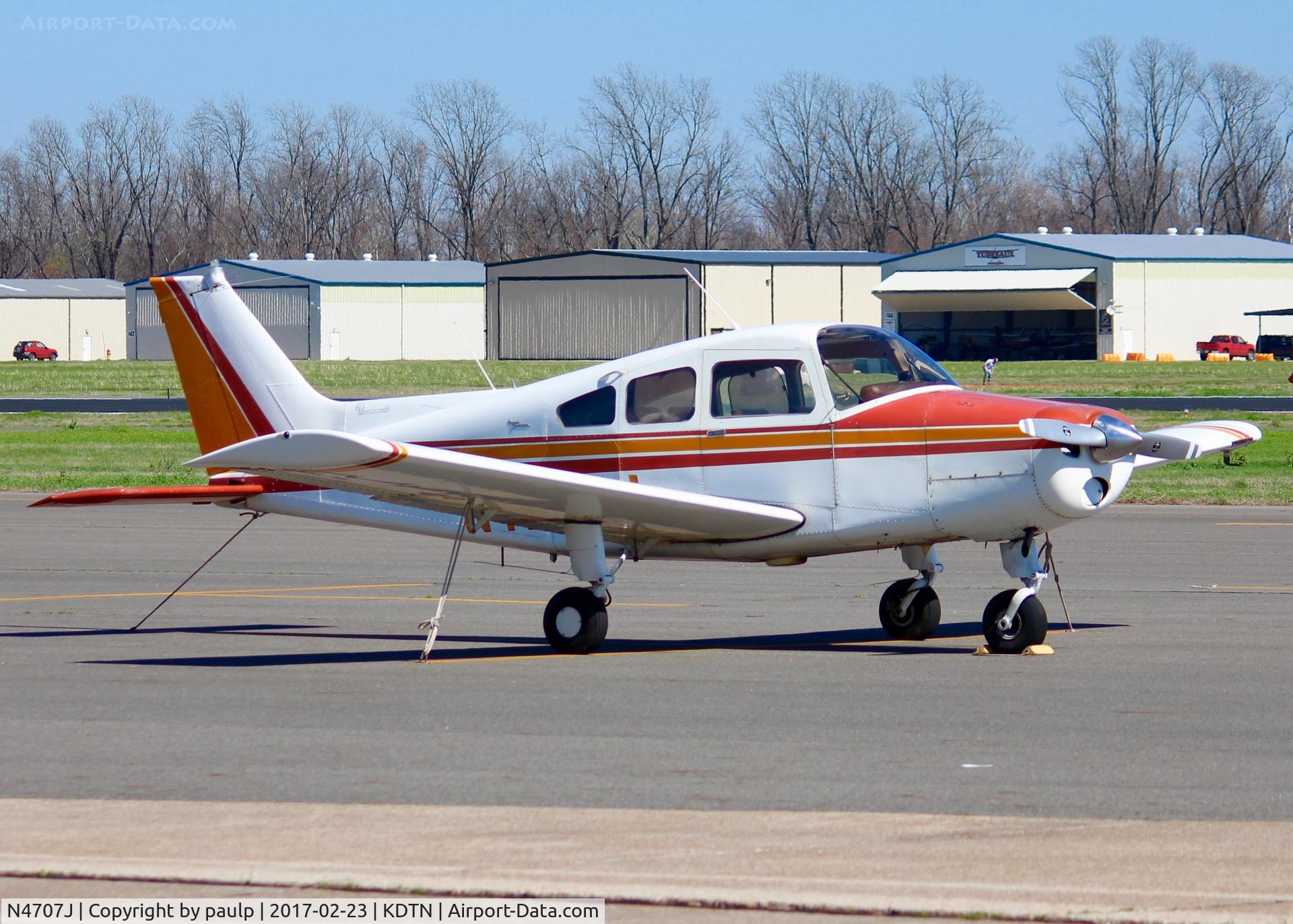 N4707J, 1966 Beech A23-24 Musketeer Super III C/N MA-147, At Downtown Shreveport.
