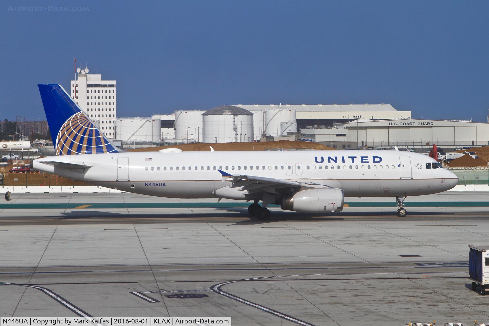 N446UA, 1998 Airbus A320-232 C/N 834, United Airbus A320-232, taxiway Sierra KLAX