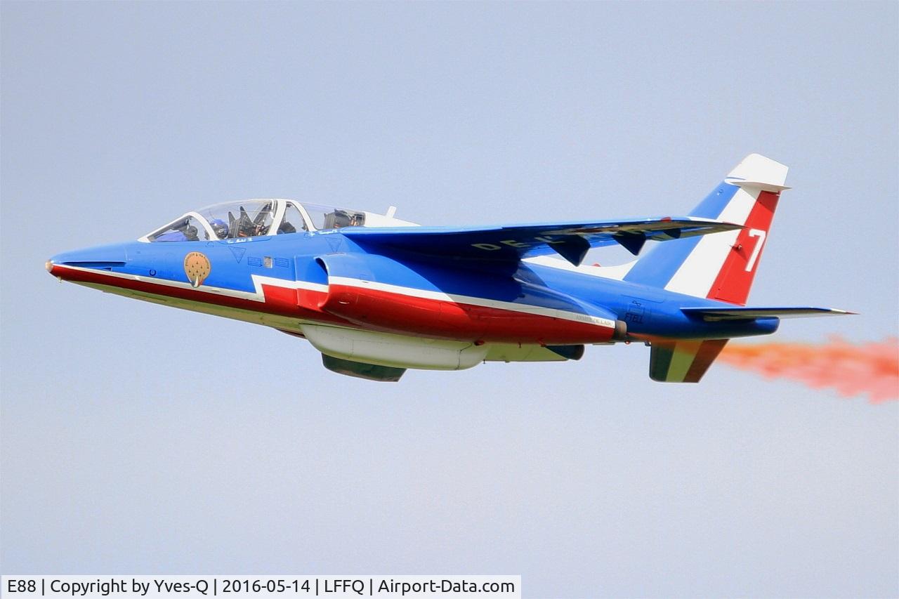 E88, Dassault-Dornier Alpha Jet E C/N E88, Dassault-Dornier Alpha Jet E (F-TELL), Athos 07 of Patrouille de France 2016, La Ferté-Alais airfield (LFFQ) Air show 2016