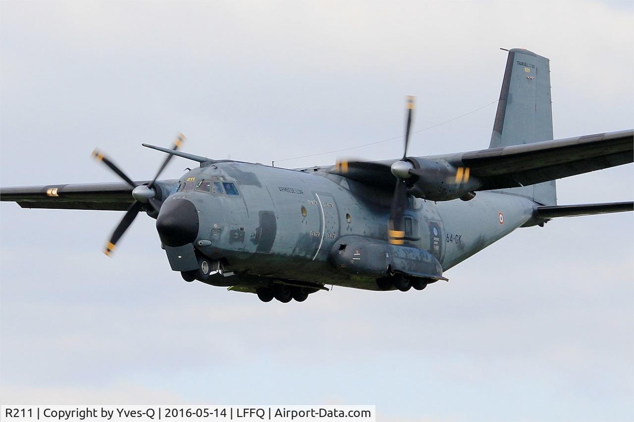 R211, Transall C-160R C/N 214, Transall C-160R, On display, La Ferté-Alais airfield (LFFQ) Air show 2016