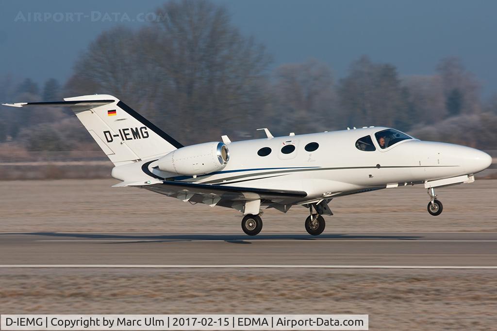 D-IEMG, 2009 Cessna 510 Citation Mustang Citation Mustang C/N 510-0274, Early morning departure runway 07