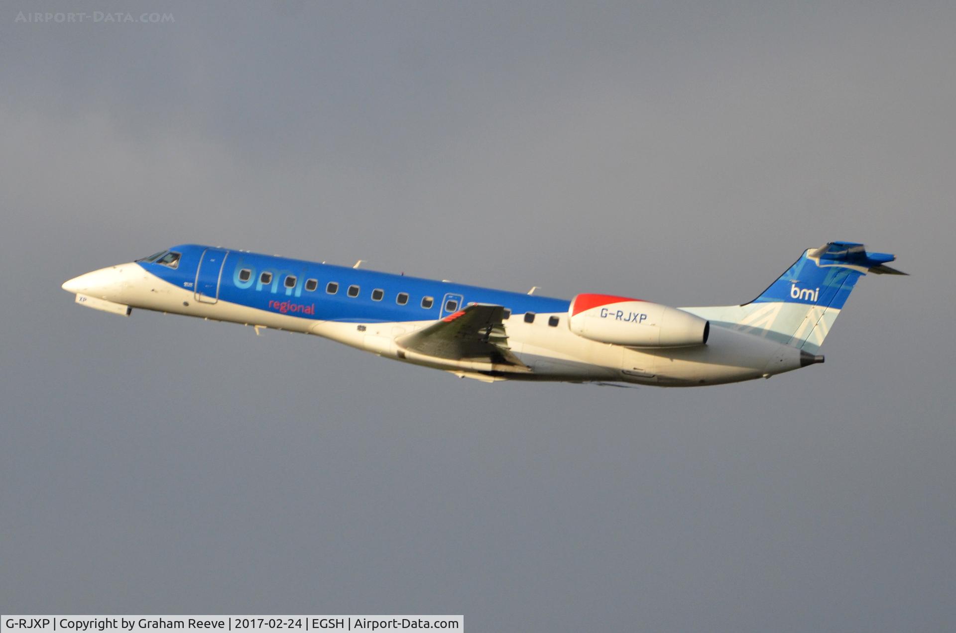 G-RJXP, 2001 Embraer ERJ-135ER (EMB-135ER) C/N 145431, Departing from Norwich.