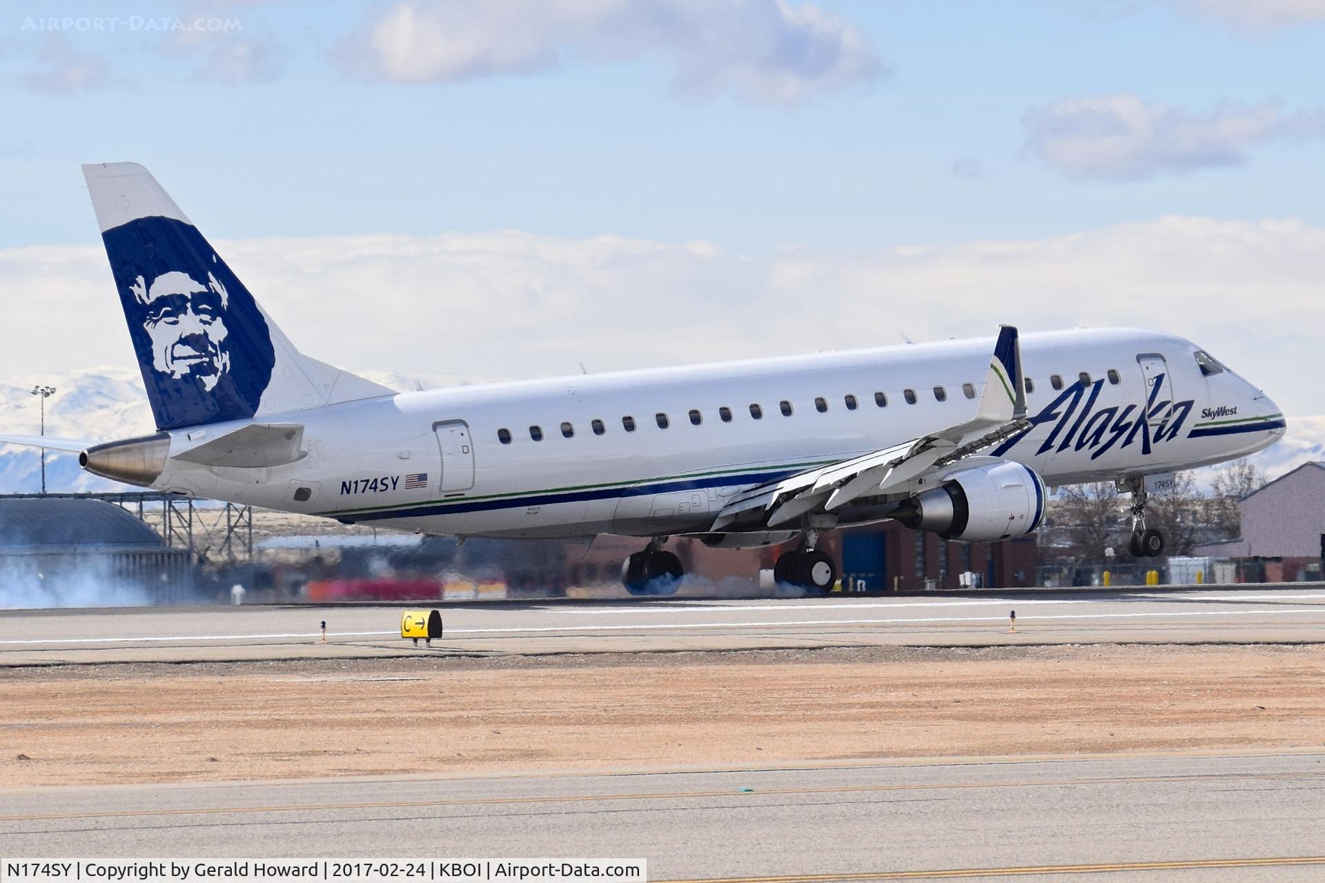 N174SY, 2015 Embraer 175LR (ERJ-170-200LR) C/N 17000517, Touching down on RWY 28R.
