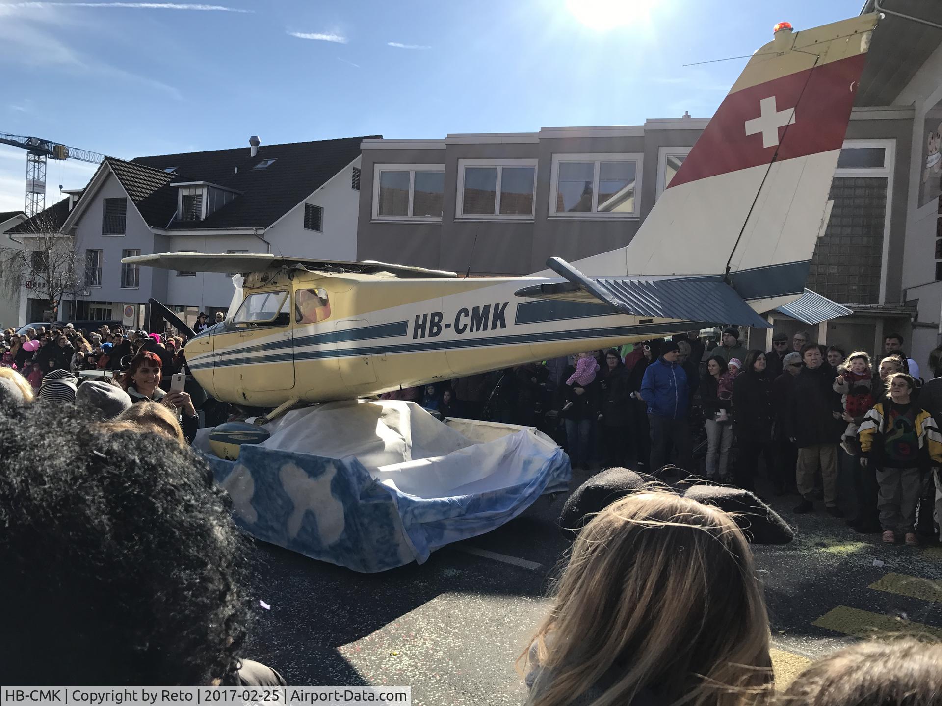 HB-CMK, 1960 Cessna 175B Skylark Skylark C/N 17556791, Decoration