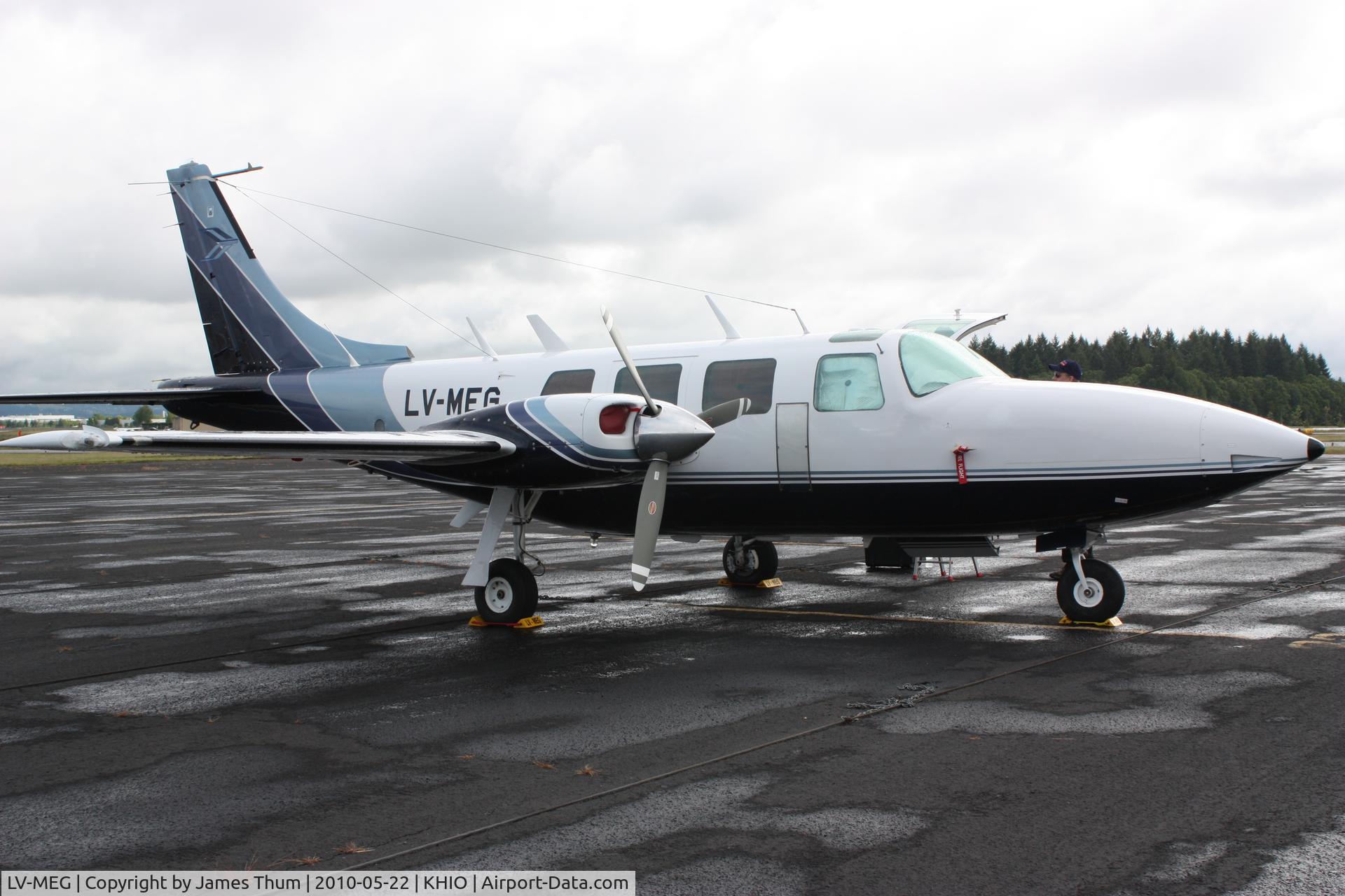 LV-MEG, 1977 Smith Aerostar 600 C/N 60-0453-152, On the way to Alaska - Hillsboro Oregon USA
