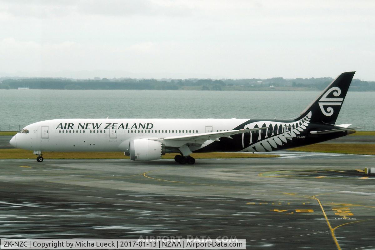 ZK-NZC, 2013 Boeing 787-9 Dreamliner C/N 41988, At Auckland