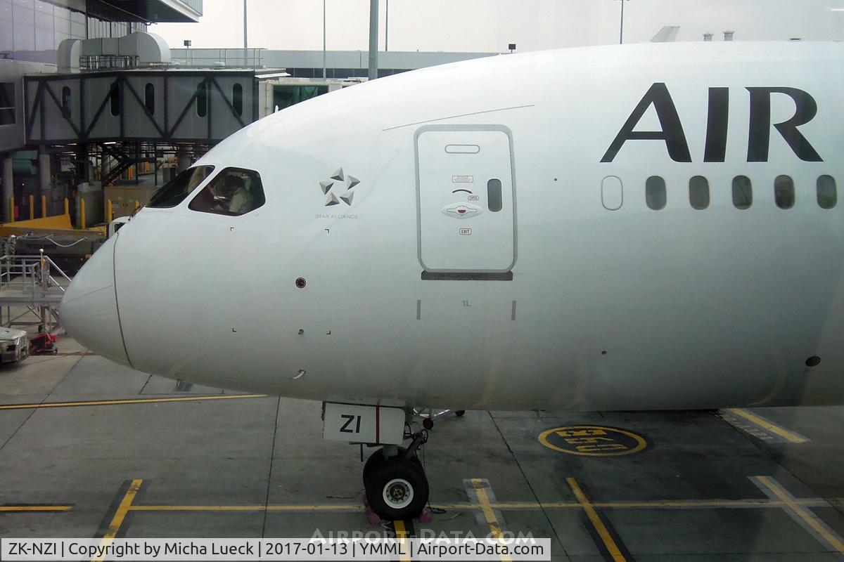 ZK-NZI, 2016 Boeing 787-9 Dreamliner Dreamliner C/N 37965, At Tullamarine