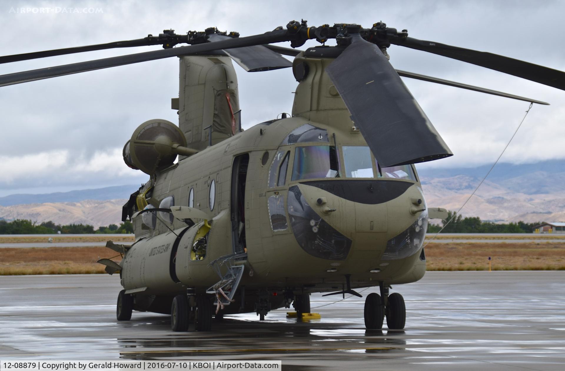 12-08879, 2012 Boeing CH-47F Chinook C/N M.8879, Parked on south GA ramp.