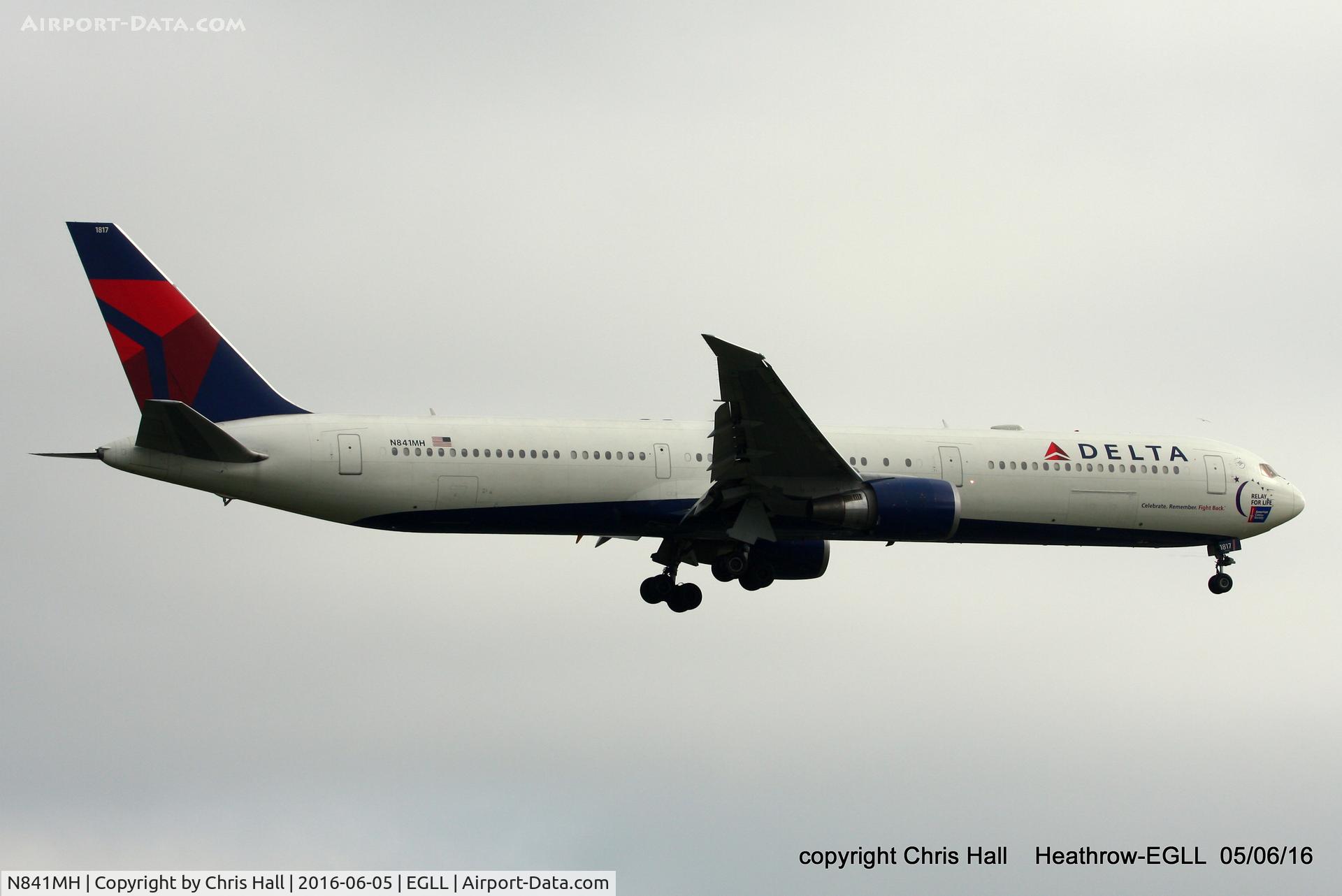 N841MH, 2001 Boeing 767-432/ER C/N 29714, Delta