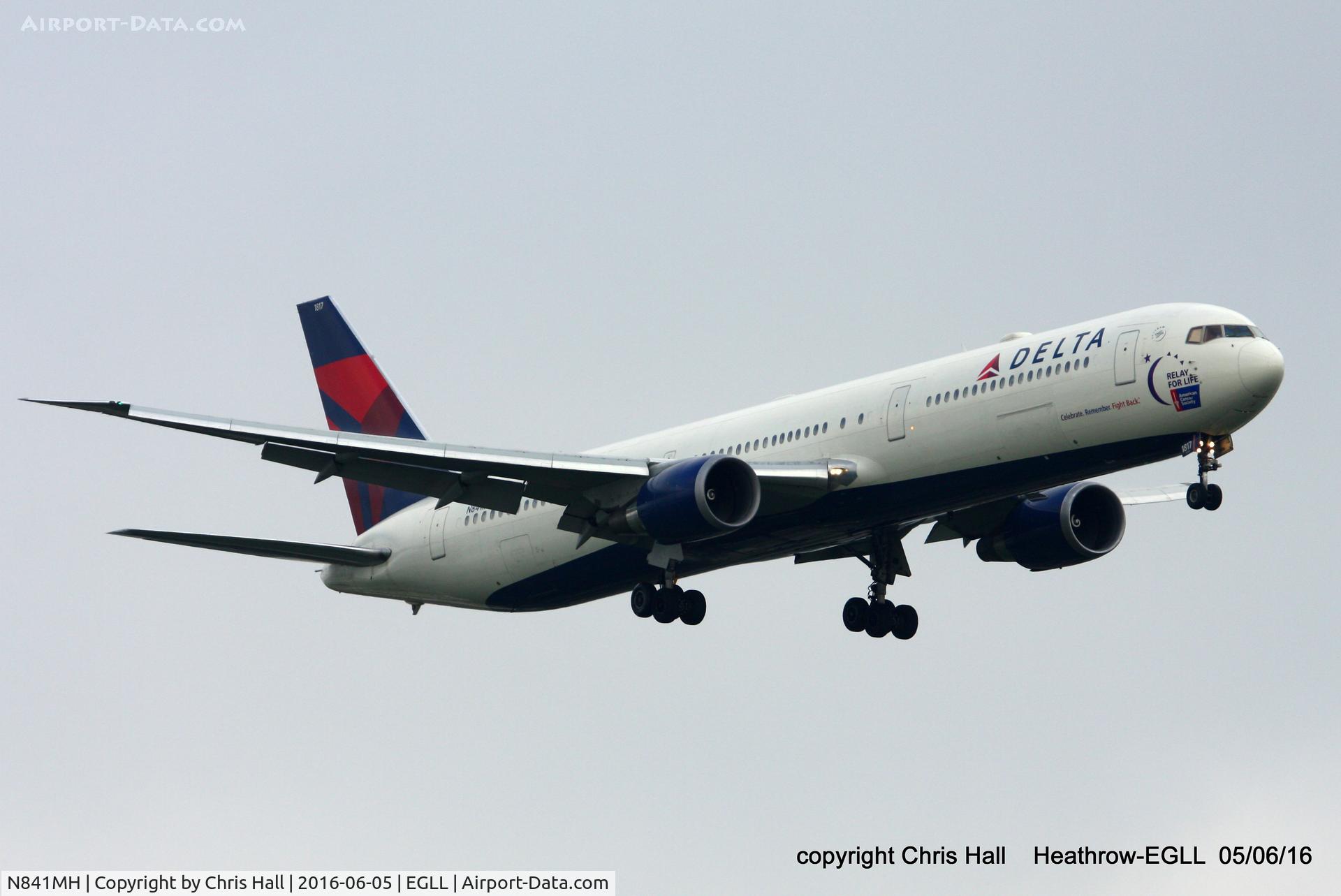 N841MH, 2001 Boeing 767-432/ER C/N 29714, Delta