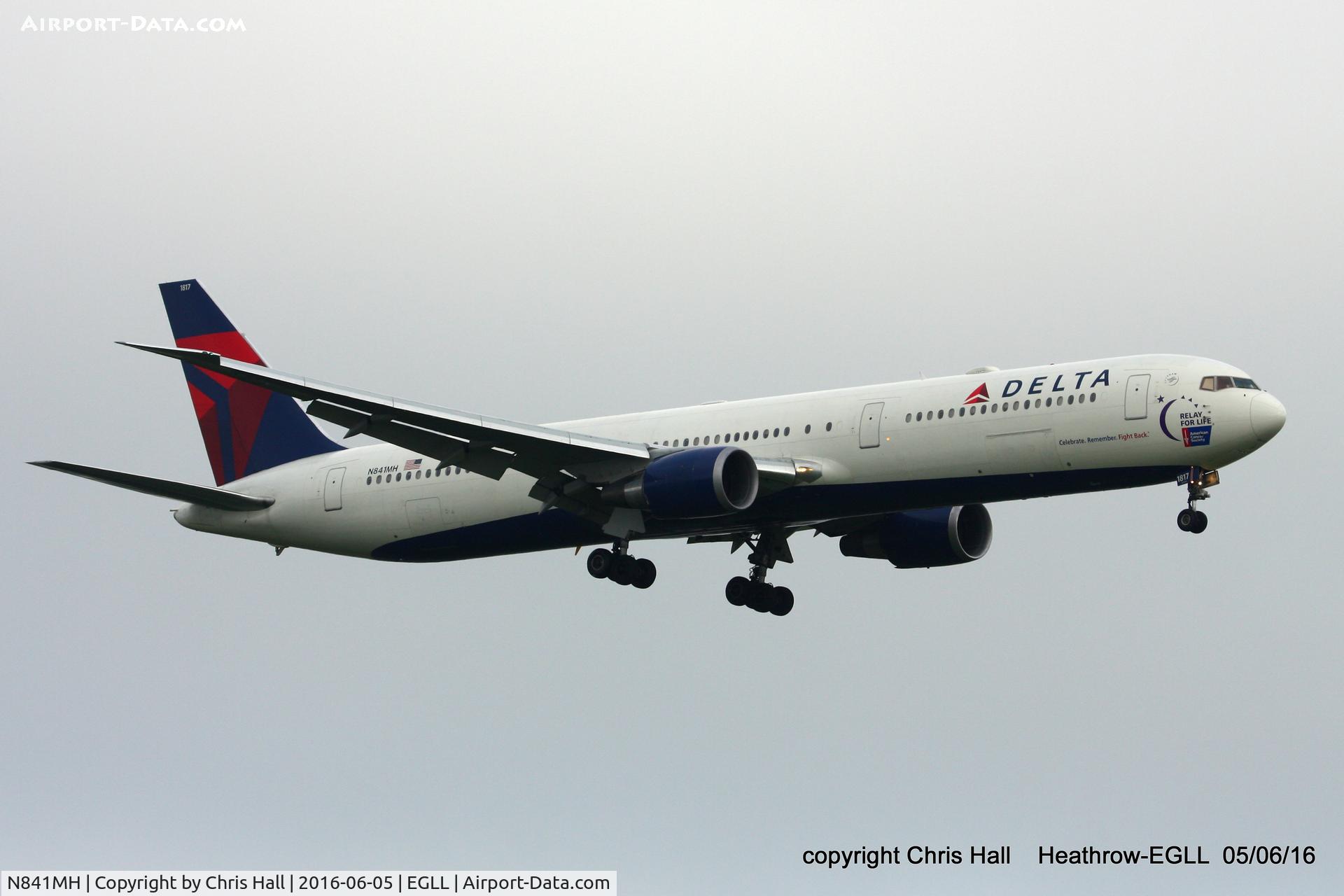 N841MH, 2001 Boeing 767-432/ER C/N 29714, Delta