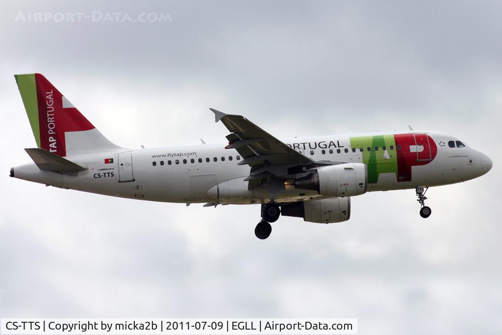 CS-TTS, 2002 Airbus A319-112 C/N 1765, Landing