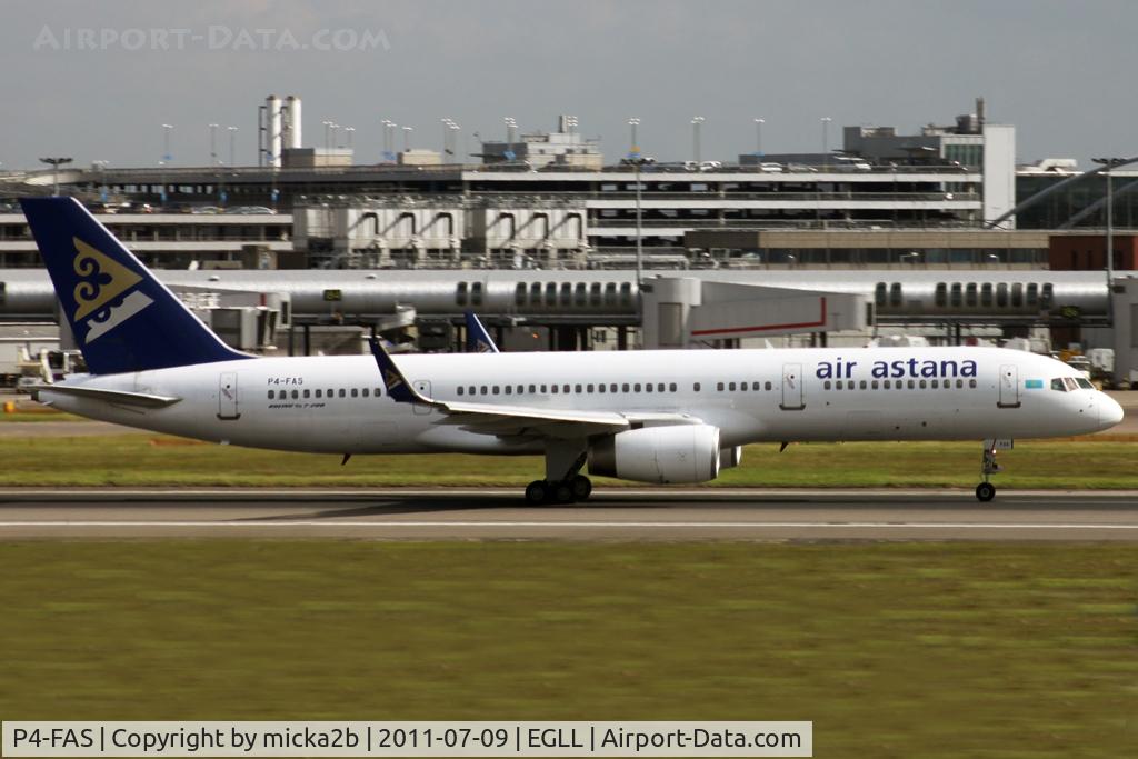 P4-FAS, 1998 Boeing 757-2G5 C/N 29489, Taxiing