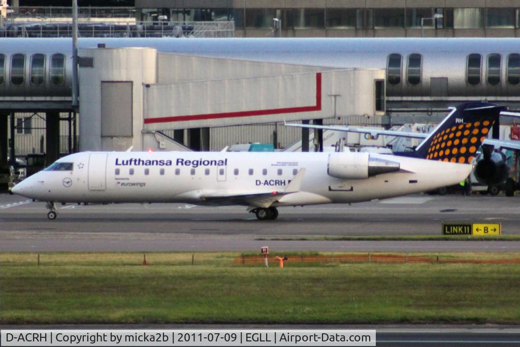 D-ACRH, 2002 Canadair CRJ-200LR (CL-600-2B19) C/N 7738, Taxiing